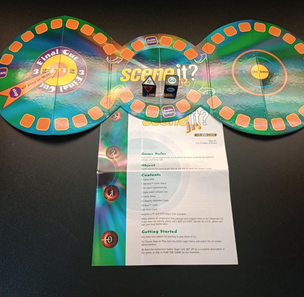 2004 Scene it? Jr game Board Dice and Instructions